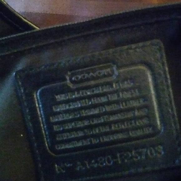 Authentic Coach Signature Tote - Picture 2 of 6